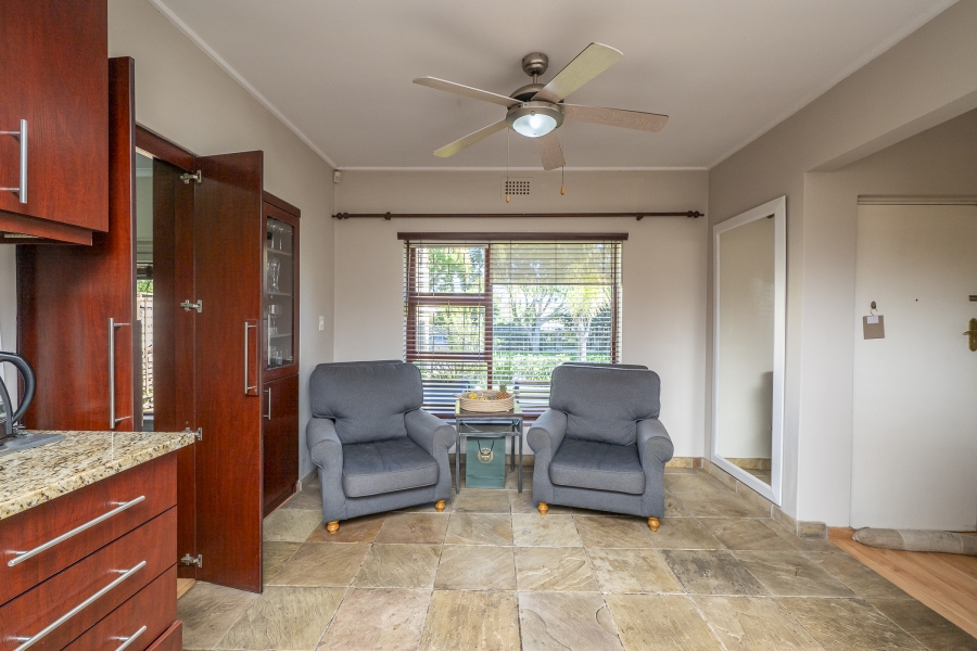 5 Bedroom Property for Sale in Kenridge Western Cape